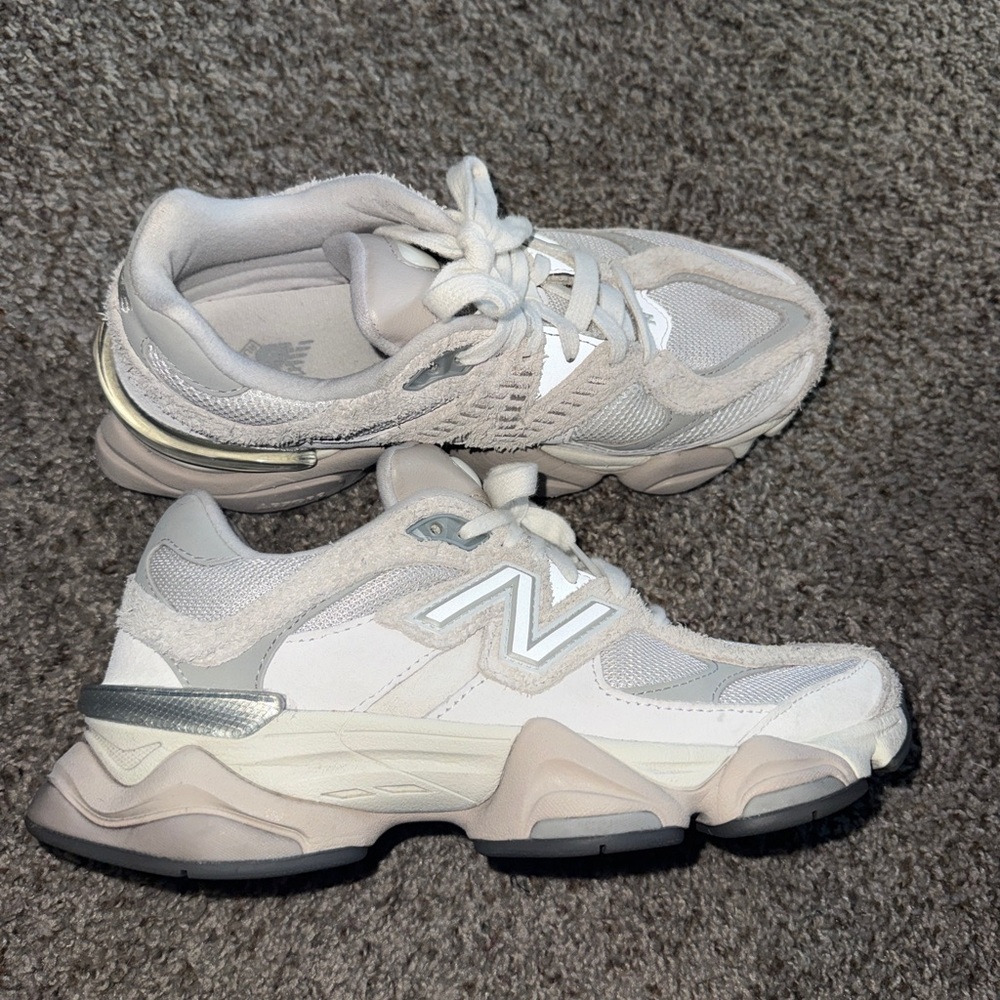 New Balance Cream and Gray 530